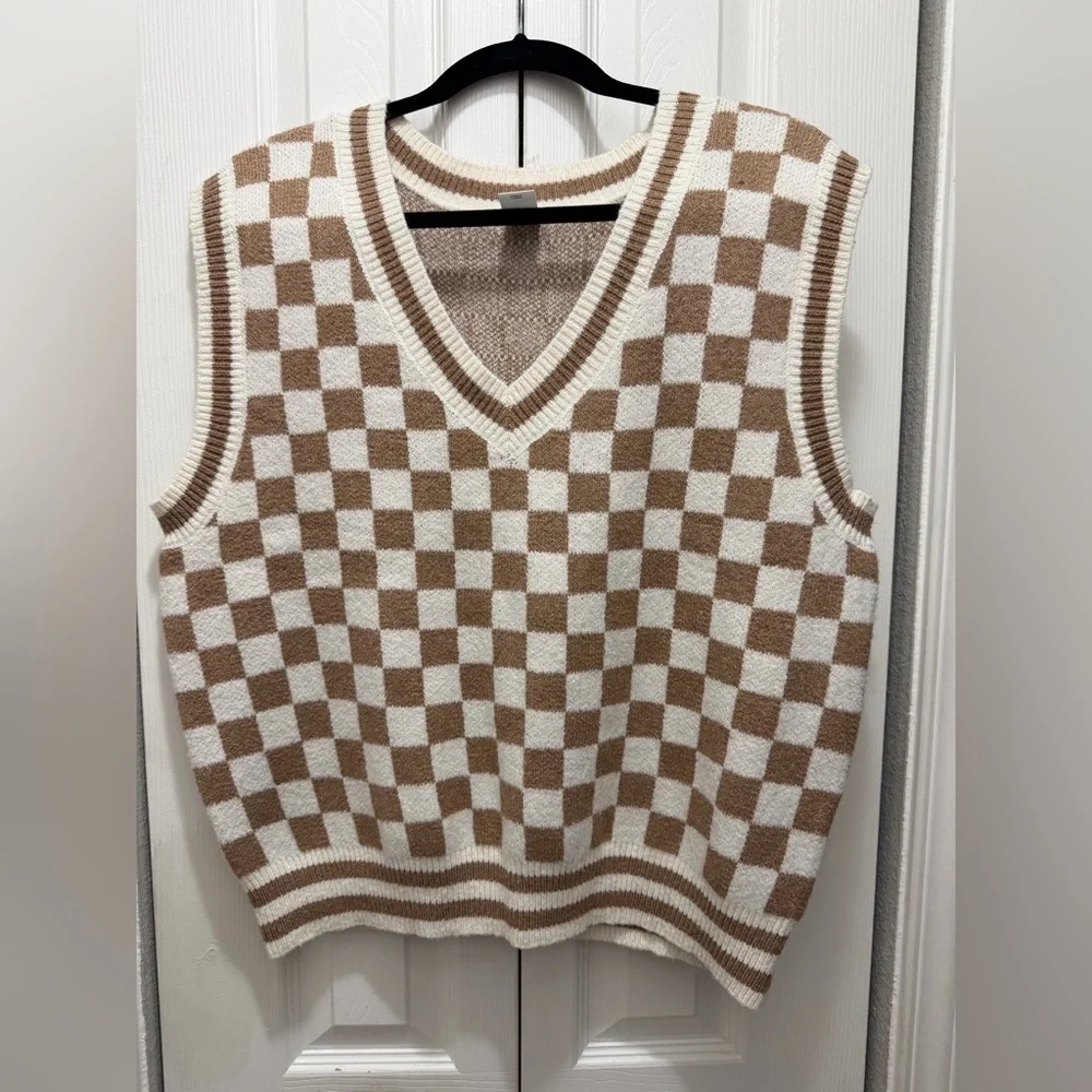 Abound Cream and Brown Knit Sweater Vest